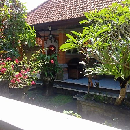 Family Guest House Ubud Exterior foto