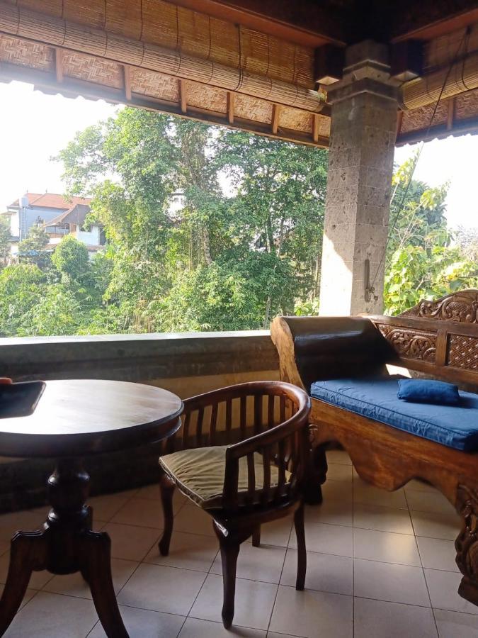 Family Guest House Ubud Exterior foto